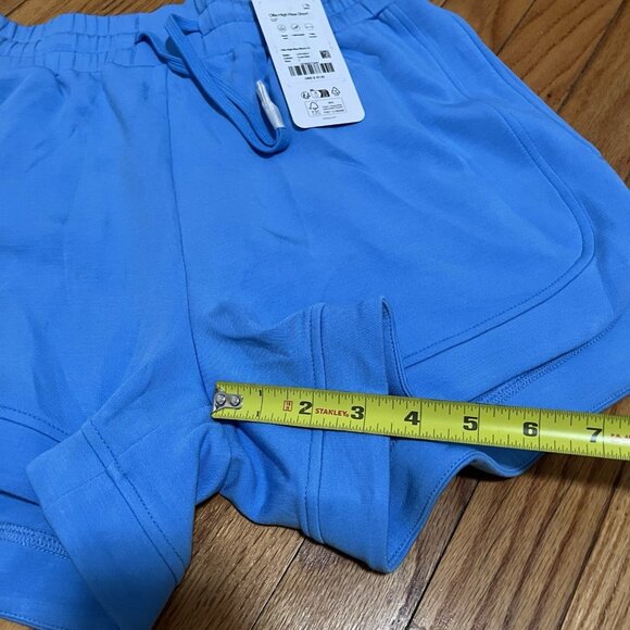 Varley NWT Ollie High Rise 3.5 Inch‎ Shorts in Azure Blue Size Small - Picture 7 of 9